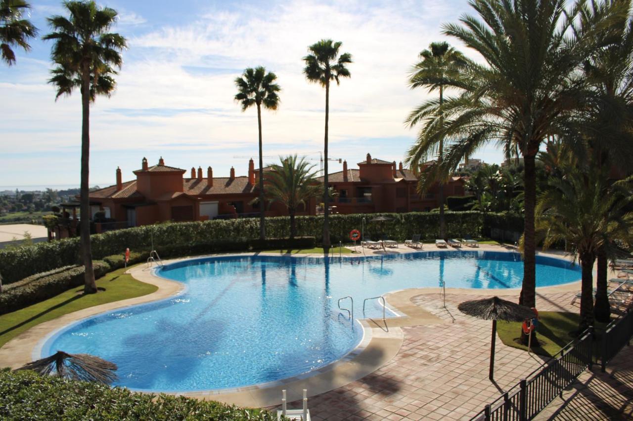 Appartamento Atico Con Vista Al Mar Y Cerca Campos De Golf Estepona
